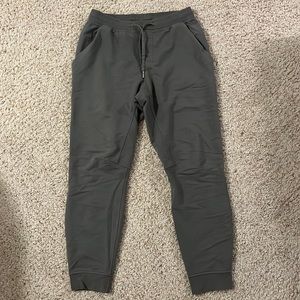 Men’s M lululemon joggers